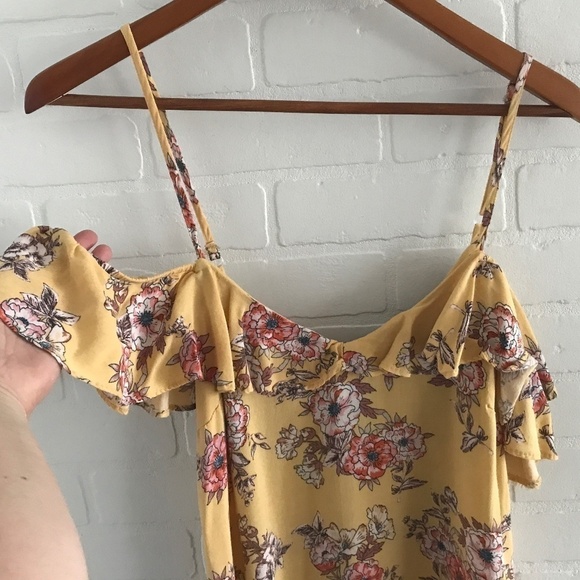 Rue21 Printed Flowy Mini dress floral Butter Marigold off the shoulder Size S - Picture 4 of 9